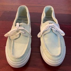 Sperry Topsider boat shoes